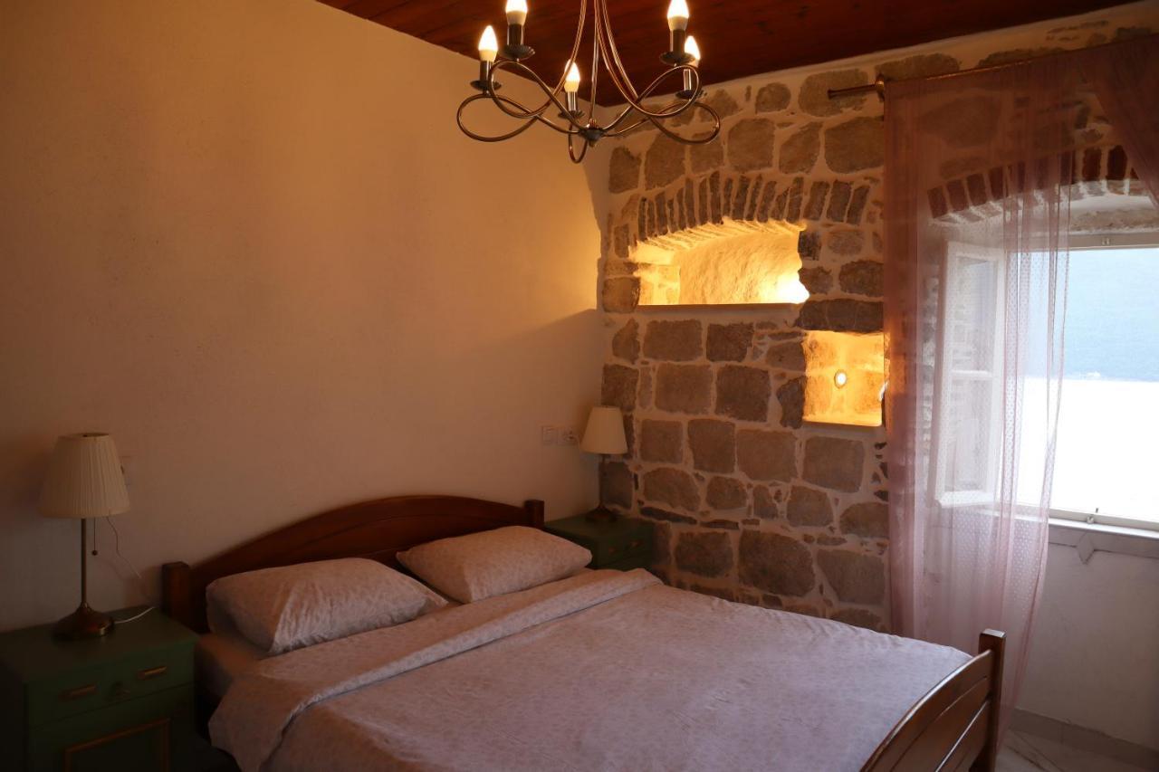 Guesthouse Žmukić Perast Eksteriør billede