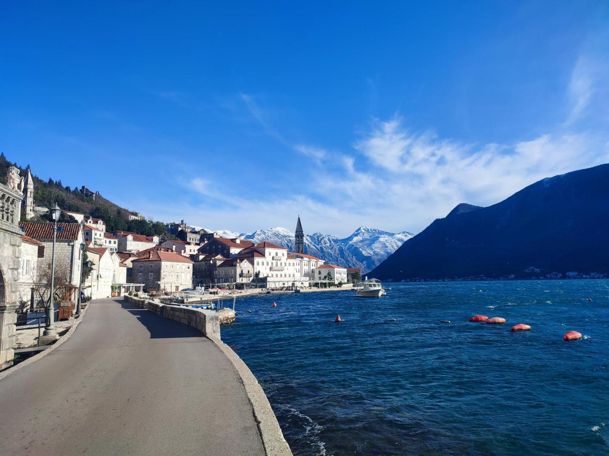 Guesthouse Žmukić Perast Eksteriør billede