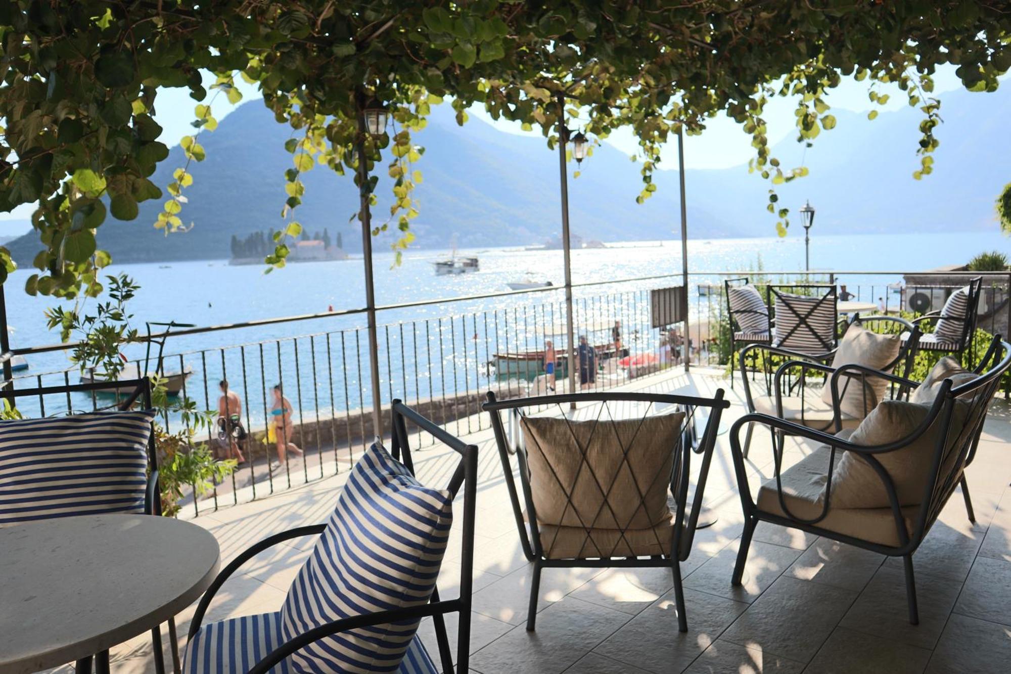 Guesthouse Žmukić Perast Eksteriør billede