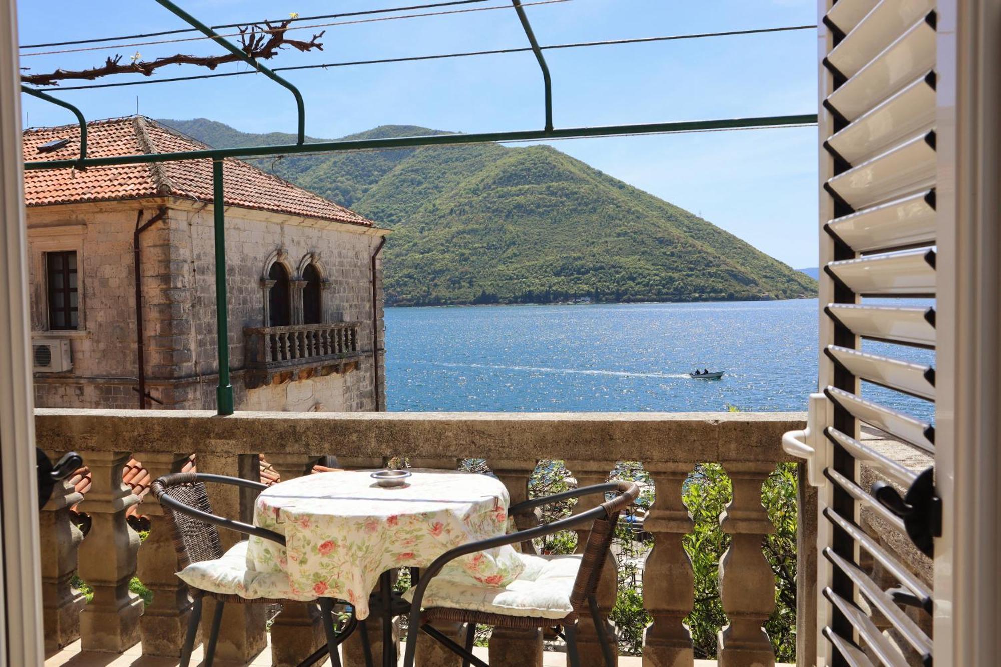 Guesthouse Žmukić Perast Værelse billede